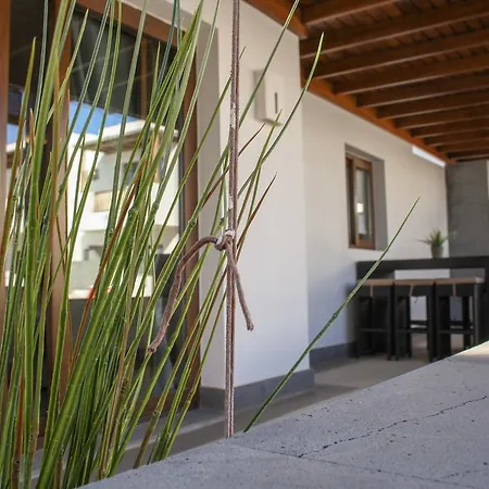 Apartman Aiolos 48 *